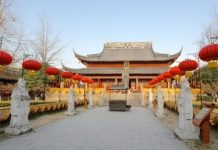 Ghé thăm đền Khổng Tử Đài Loan – chiêm ngưỡng kiến trúc hoành tráng Ghé thăm đền Khổng Tử Đài Loan - chiêm ngưỡng kiến trúc hoành tráng